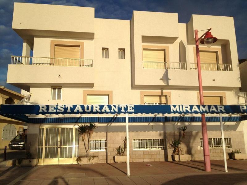 מלון קרבונראס Miramar מראה חיצוני תמונה